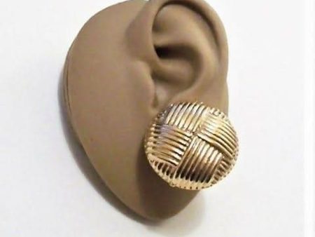 Avon Rib Layered Buttons Clip On Earrings Online